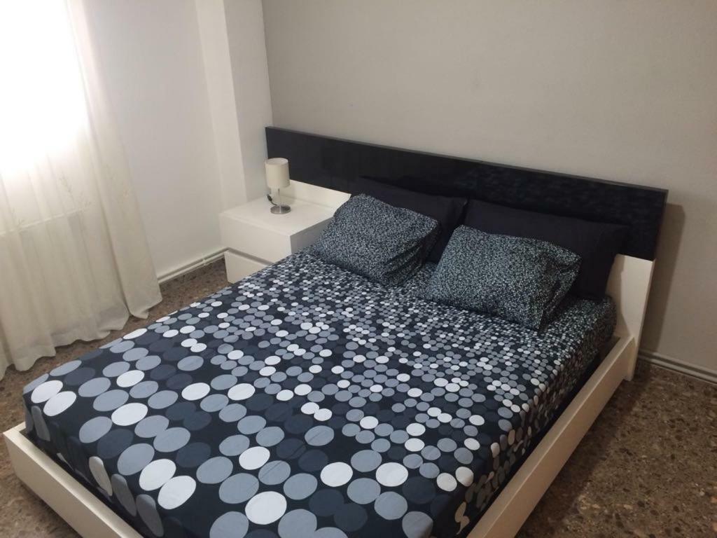 Amplio Y Comodo Apartamento Con Parking Apartment Valencia Ngoại thất bức ảnh