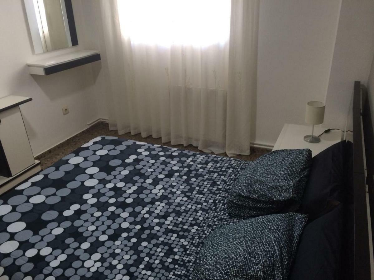 Amplio Y Comodo Apartamento Con Parking Apartment Valencia Ngoại thất bức ảnh